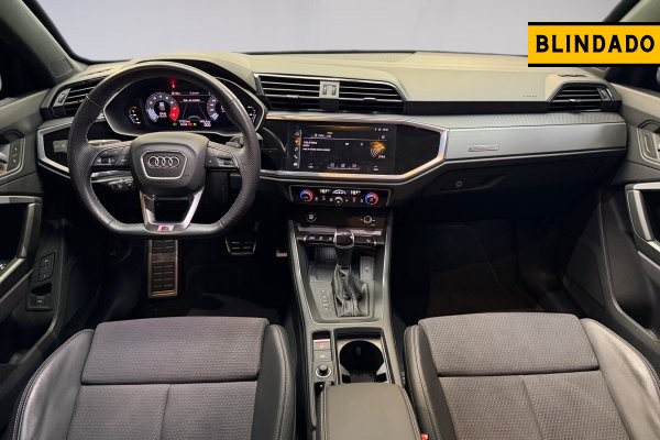 AUDI Q3 2.0 40 TFSI GASOLINA PERFORMANCE BLACK QUATTRO TIPTRONIC 2024/2024